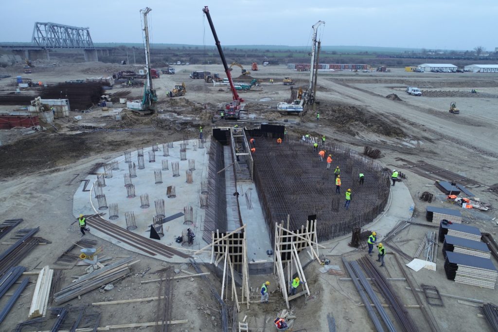 Omnia Europe, Phase 1